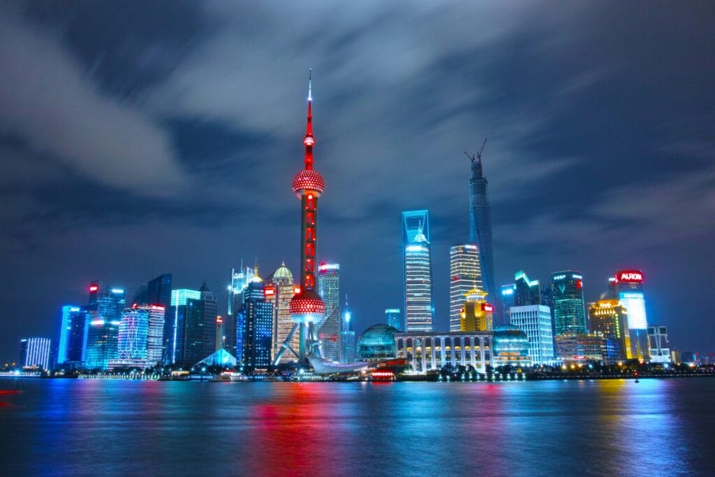 LI Yang 5h Dmux 7re Unsplash – Octagona